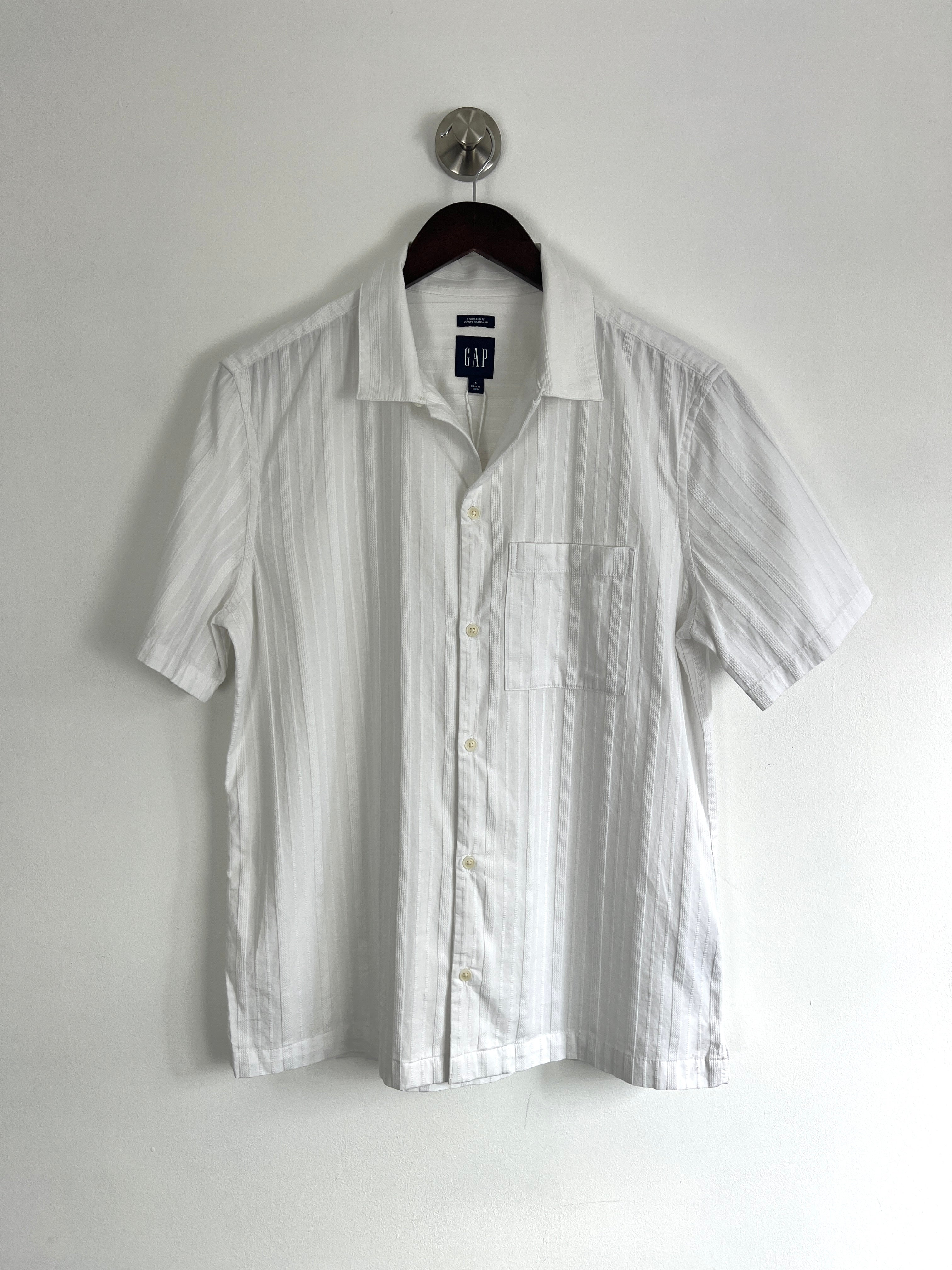 GAP White Short Sleeve Summer Shirt