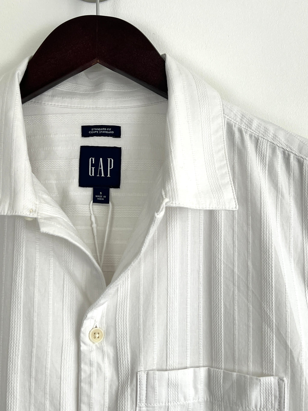 GAP White Short Sleeve Summer Shirt