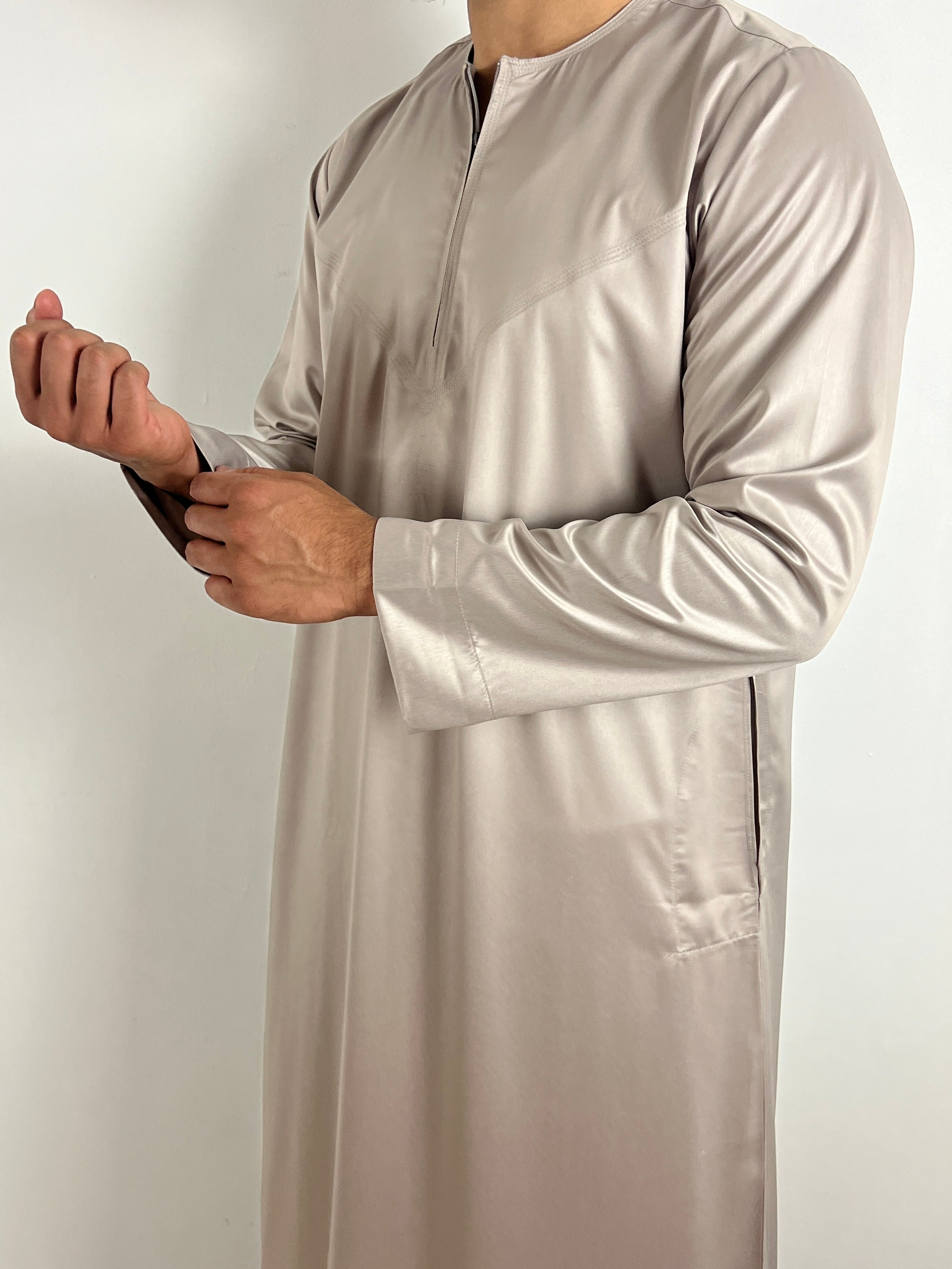 Beige Emirati Thobe